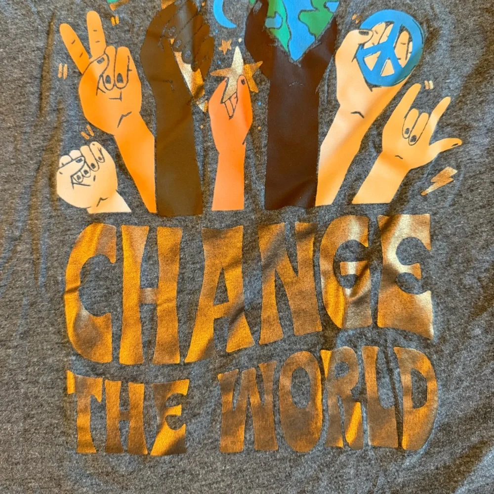 Old Navy Kids' Gray Change the World Tee